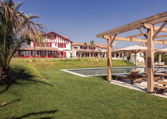 Hôtel Laminak, The Originals Relais